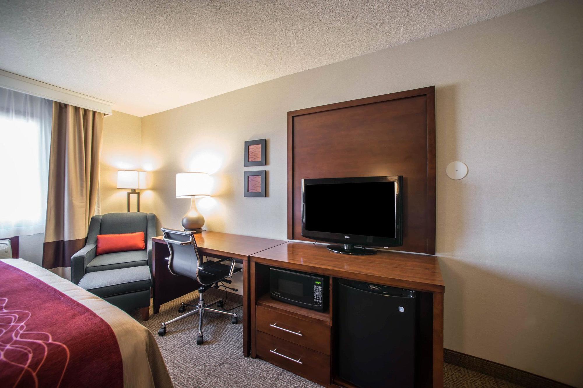 Quality Inn & Suites Boonville - Columbia Luaran gambar