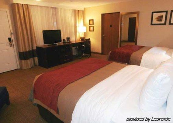 Quality Inn & Suites Boonville - Columbia Luaran gambar
