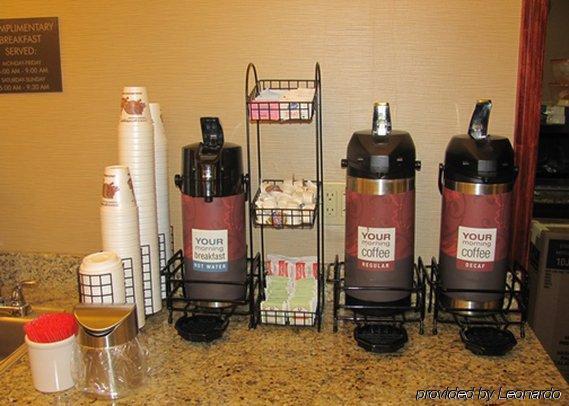 Quality Inn & Suites Boonville - Columbia Luaran gambar