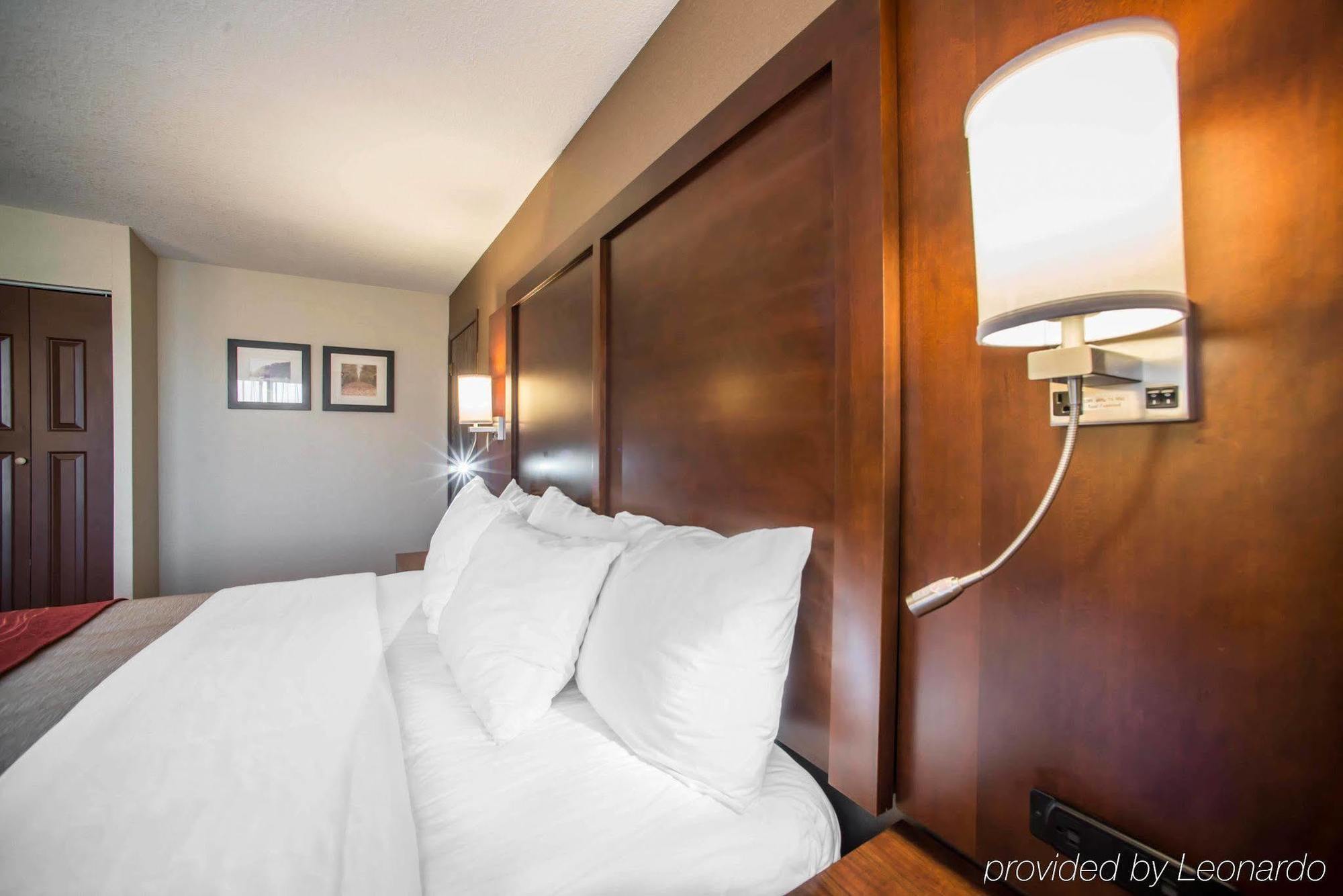 Quality Inn & Suites Boonville - Columbia Luaran gambar