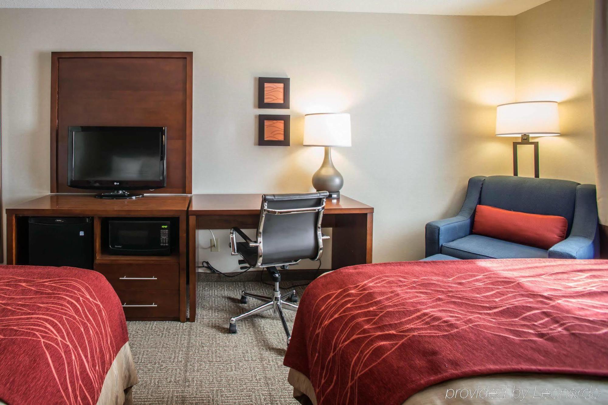 Quality Inn & Suites Boonville - Columbia Luaran gambar
