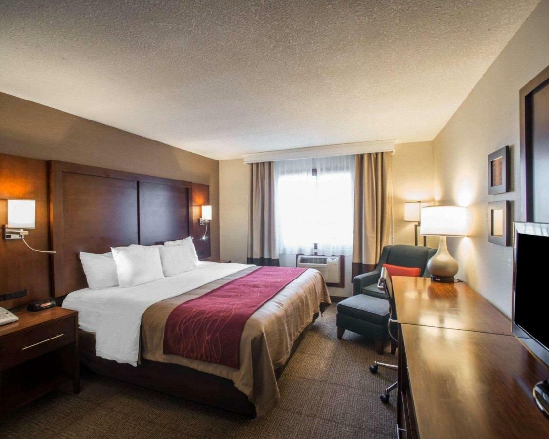 Quality Inn & Suites Boonville - Columbia Luaran gambar